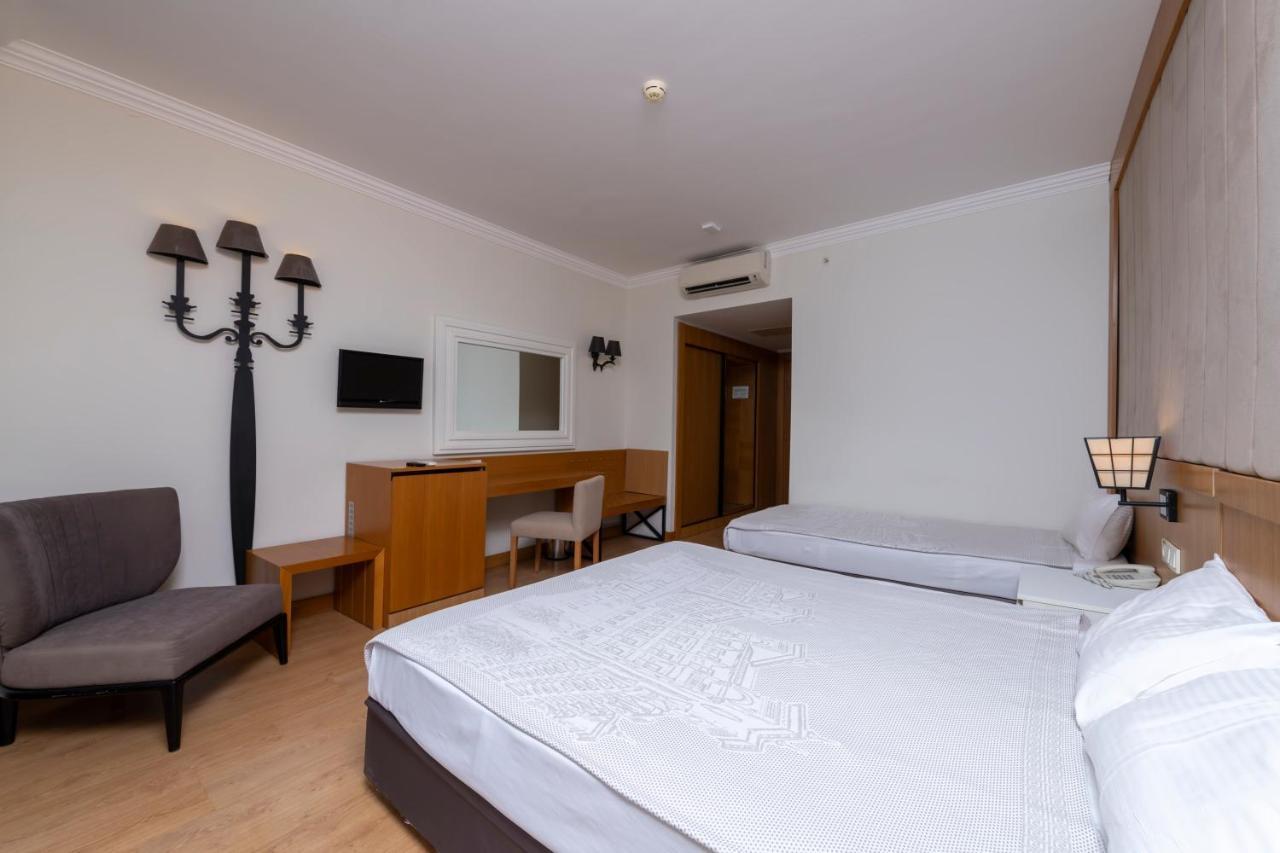 Lake River Side Hotel Spa Luaran gambar