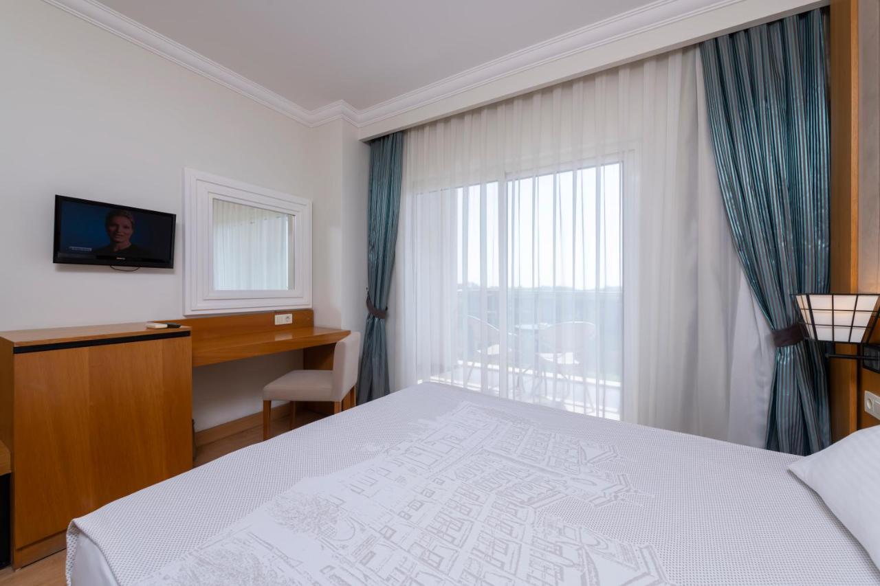 Lake River Side Hotel Spa Luaran gambar